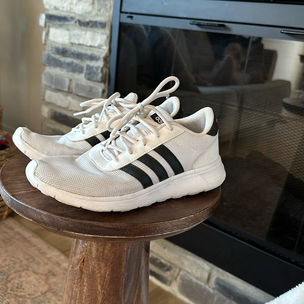 Adidas black stripe sneaker. Great condition!